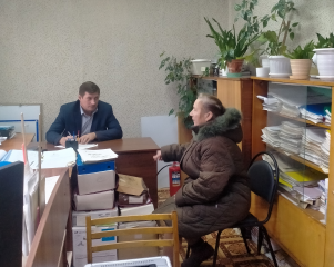 глава муниципального образования Наумов И.В. провел прием граждан в д.Ламоново - фото - 1
